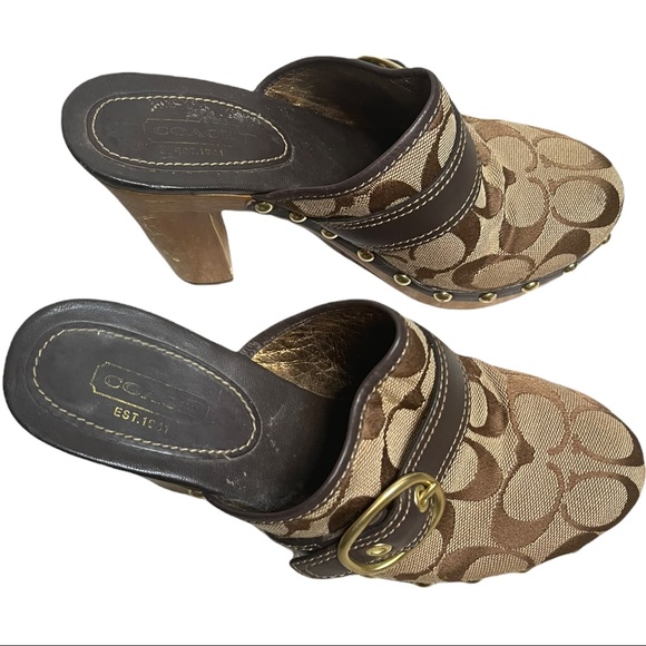 Coach 1941 Willow Signature Stud Detail Mule Clogs - Picture 8 of 9